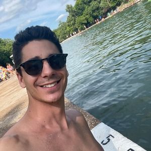 Meet your Posher, Jeffrey